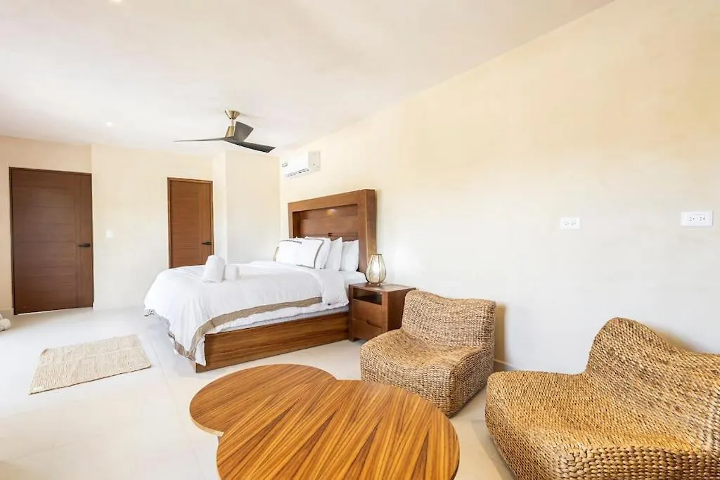 Brand New Lux 4 Bed Villa 2 Pools! Tulum Apartmán