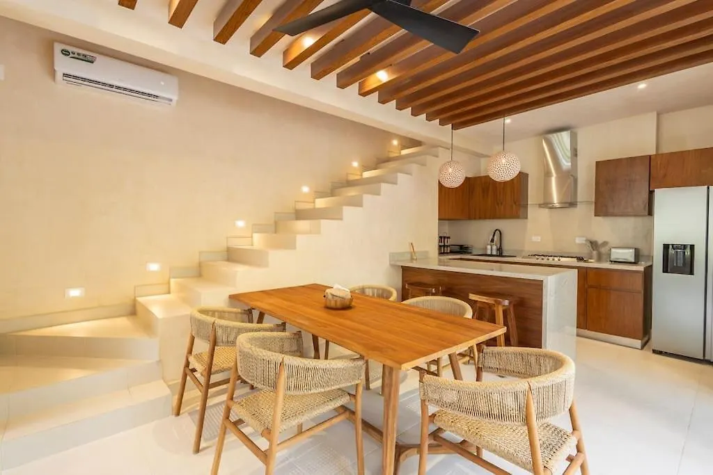Brand New Lux 4 Bed Villa 2 Pools! Tulum Apartmán
