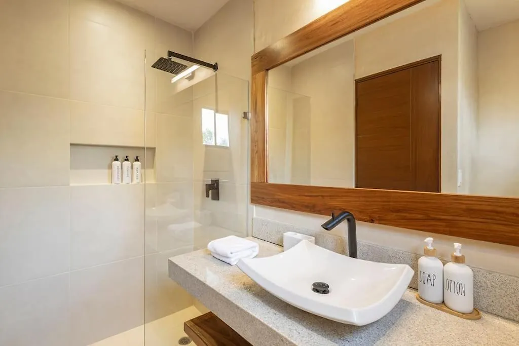 Brand New Lux 4 Bed Villa 2 Pools! Tulum Apartmán