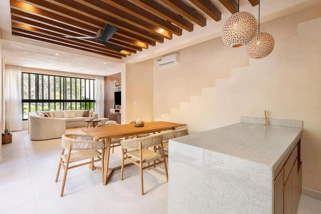 Brand New Lux 4 Bed Villa 2 Pools! Tulum Apartmán