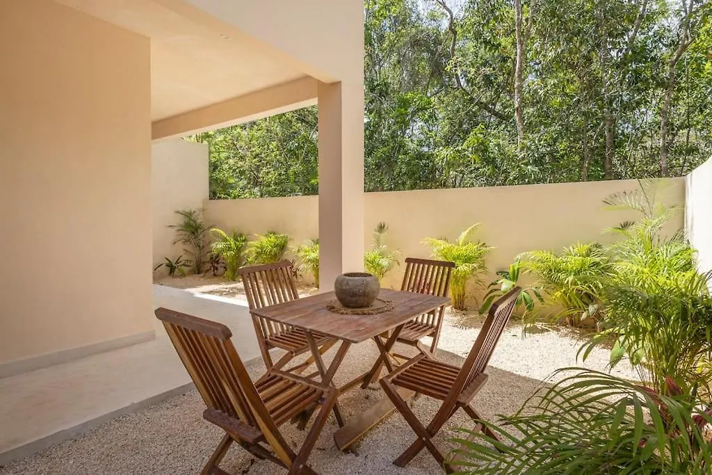 Brand New Lux 4 Bed Villa 2 Pools! Tulum Apartmán